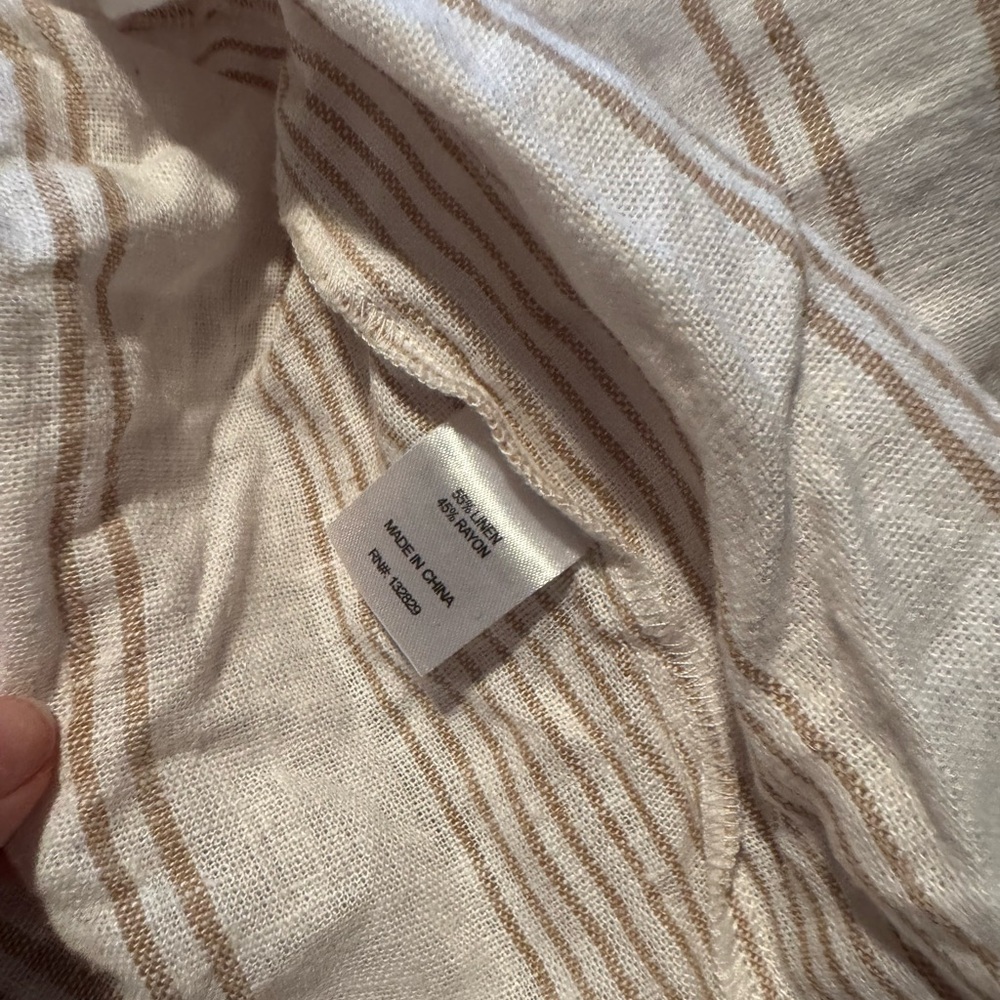 Tularosa Linen Stripe Top - Picture 4 of 4